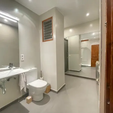 The In The Gothic Quarter With Bathroom * Barcelona