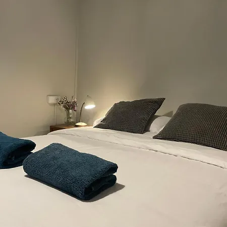 Bed & Breakfast The In The Gothic Quarter With Bathroom *